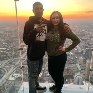 Meet your Posher, Caitlin